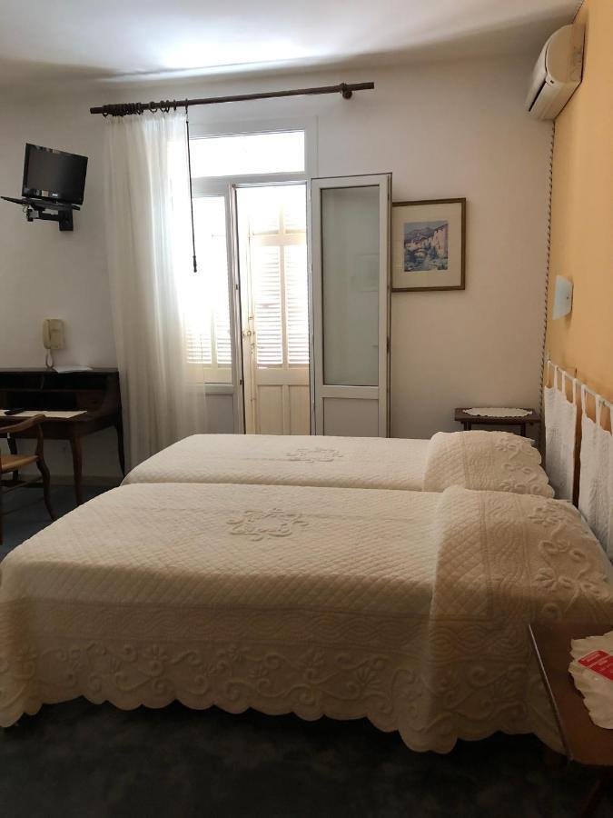 La Pergola Hotell Cavalaire-sur-Mer Eksteriør bilde