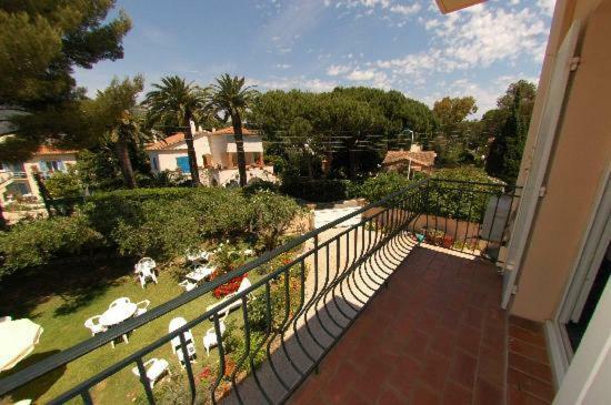 La Pergola Hotell Cavalaire-sur-Mer Eksteriør bilde